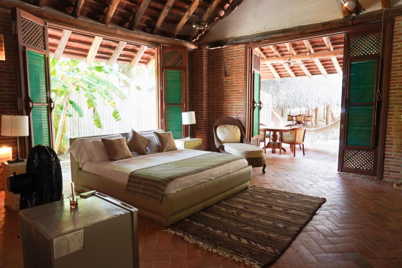 Castillete Hotel & Beach Club Tierra Bomba Exterior photo