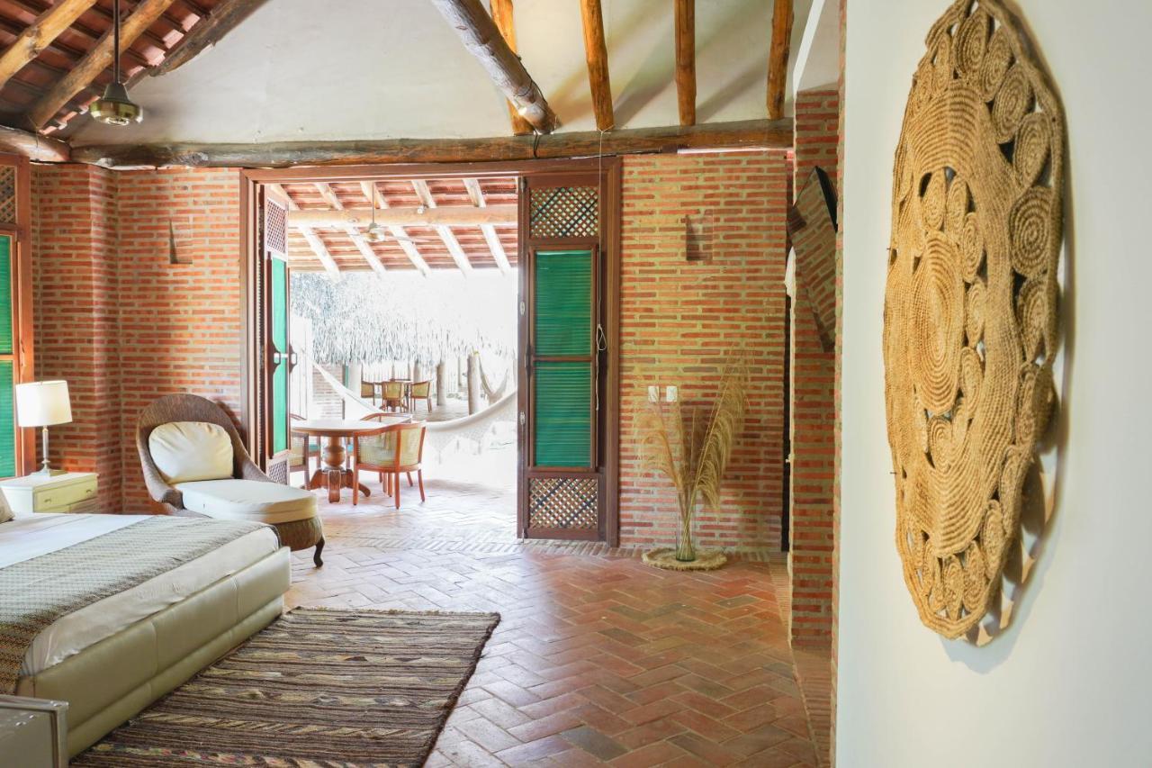 Castillete Hotel & Beach Club Tierra Bomba Exterior photo