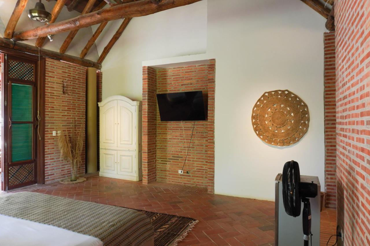 Castillete Hotel & Beach Club Tierra Bomba Exterior photo
