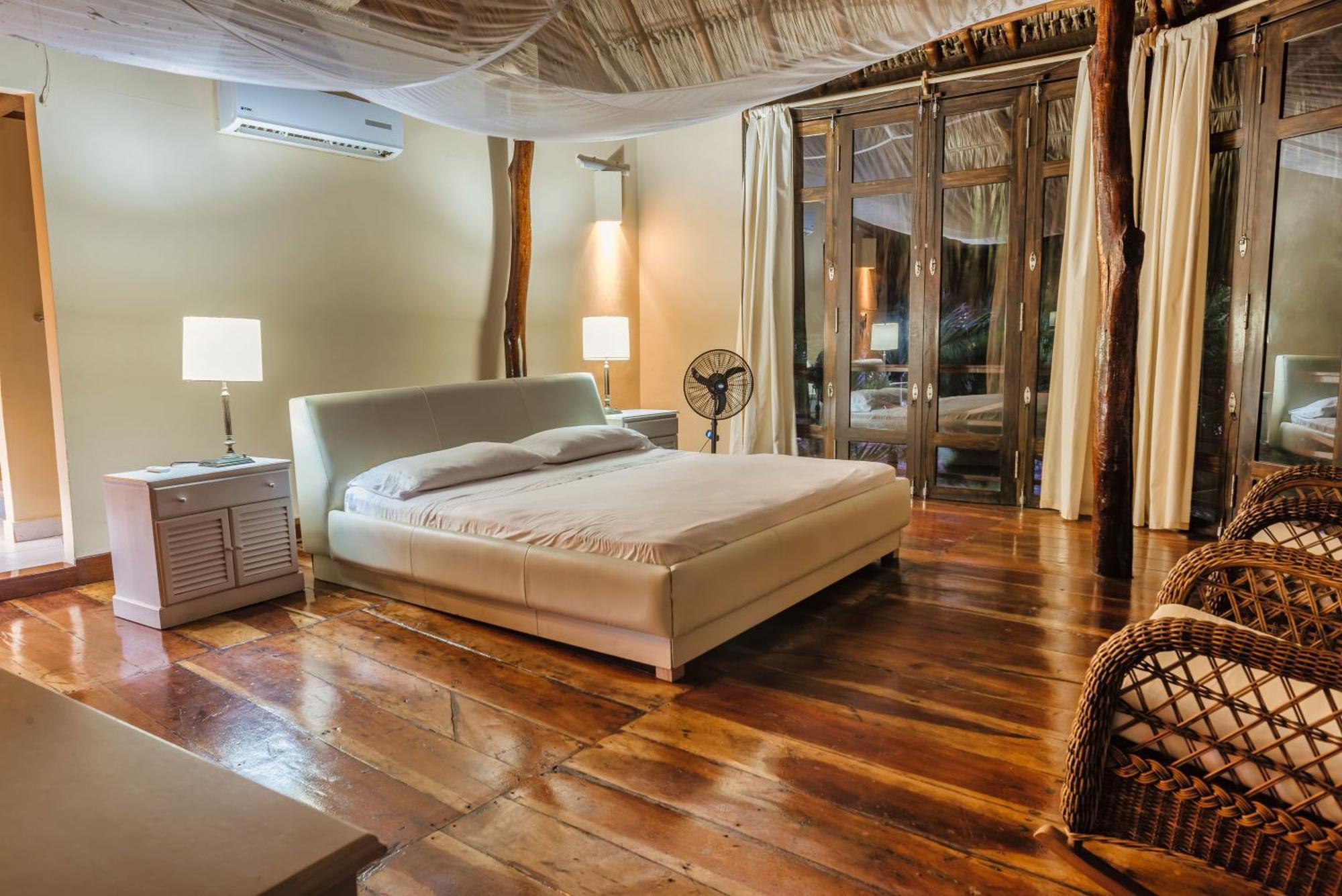 Castillete Hotel & Beach Club Tierra Bomba Exterior photo