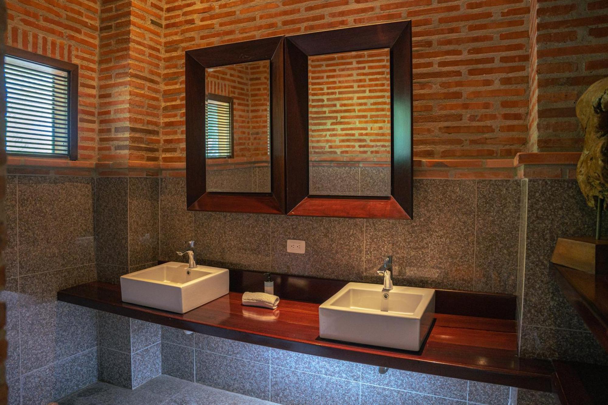Castillete Hotel & Beach Club Tierra Bomba Exterior photo